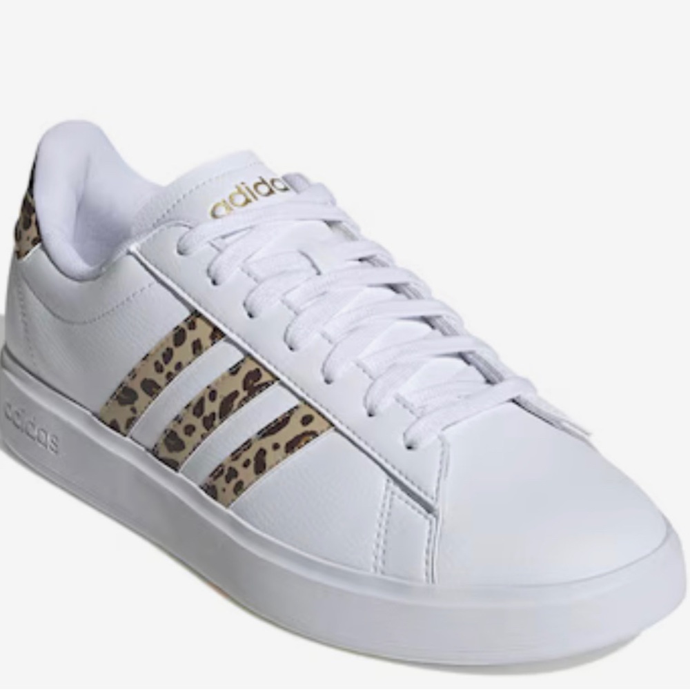 New With Tag! Women’s  Adidas Grand Court 2.0 Sneakers